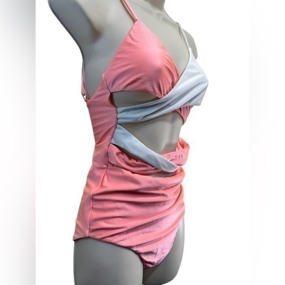 Lovers & Friends one piece swimsuit bikini in shinny metallic peach and white - Picture 3 of 4